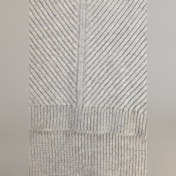 Wilfred Free Italian Made Cream Wool Sweater - Picture 9 of 11